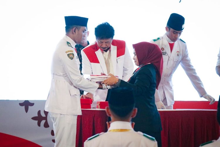 Terima Duplikat Bendera Pusaka dari BPIP, Wabup Blora Sebut Ini Kehormatan dan Kebanggaan